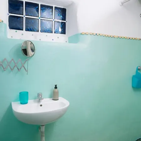 Holiday home Mayelia Cozy House In The Medieval Town