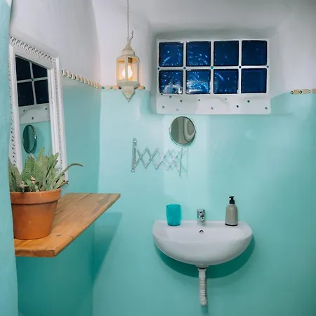 Mayelia Cozy House In The Medieval Town *