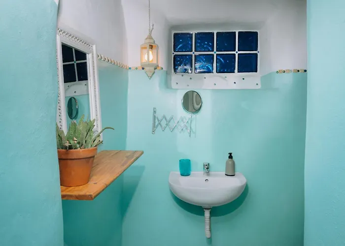 Mayelia Cozy House In The Medieval Town *