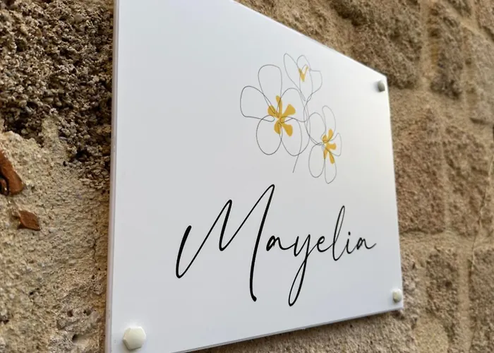 Mayelia Cozy House In The Medieval Town Holiday home