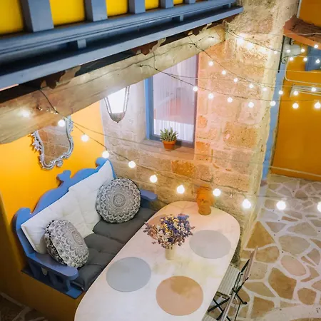 Feriehus Mayelia Cozy House In The Medieval Town