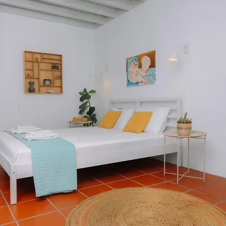 Mayelia Cozy House In The Medieval Town Feriehus