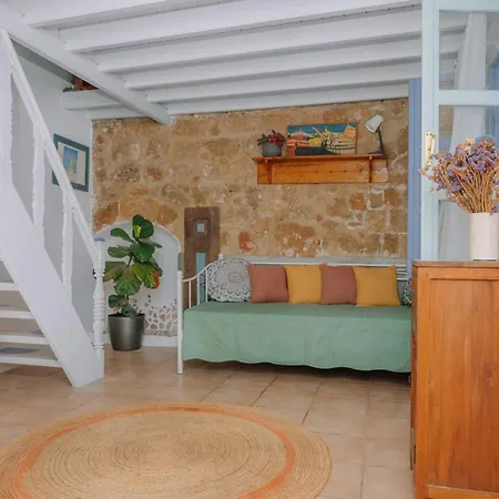 Feriehus Mayelia Cozy House In The Medieval Town Rhodes City